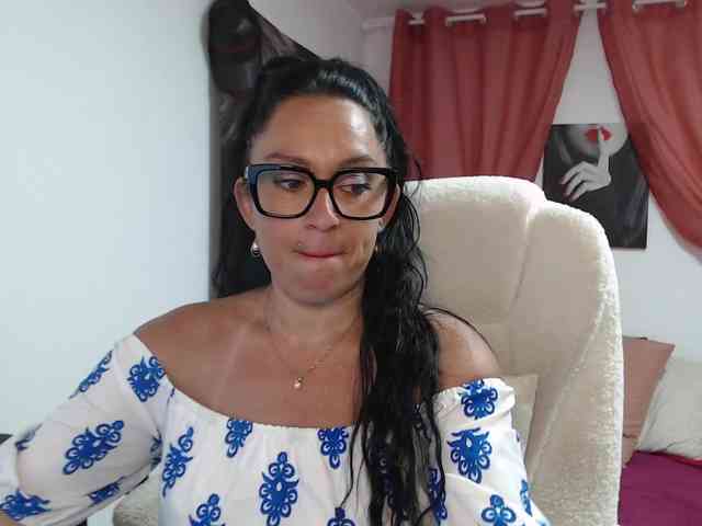 Modèle: Anaiza