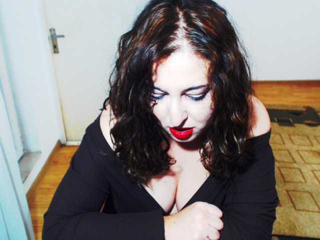 sexycaty1