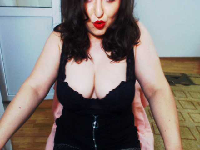 sexycaty1 live cam on BongaCams
