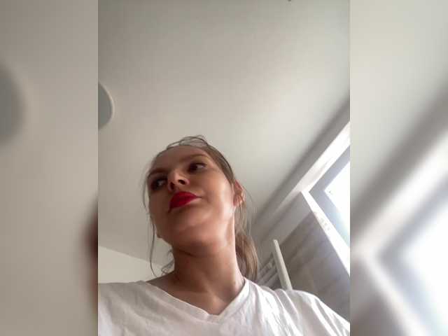 ameliex69 live cam on BongaCams