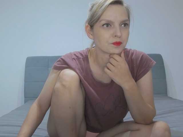ameliex69 live cam on BongaCams