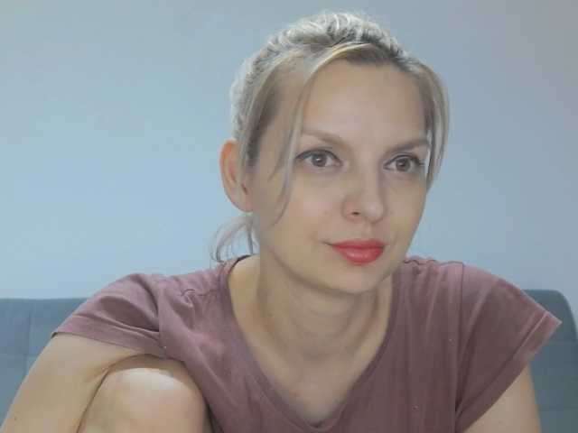 ameliex69 live cam on BongaCams