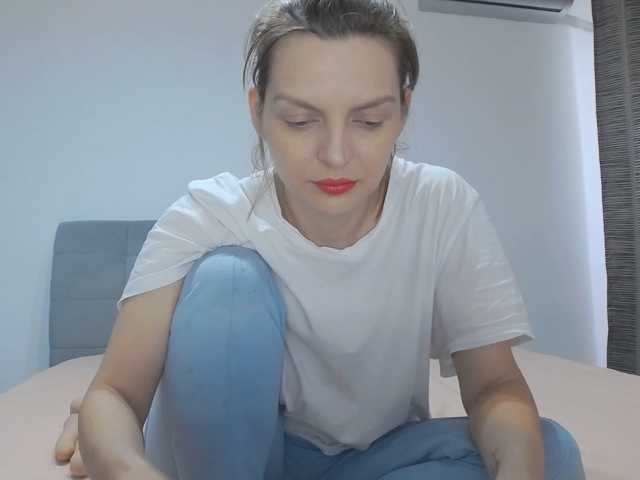 ameliex69 live cam on BongaCams