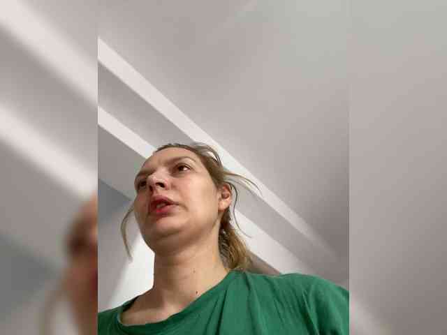 AmelieX69 webcam