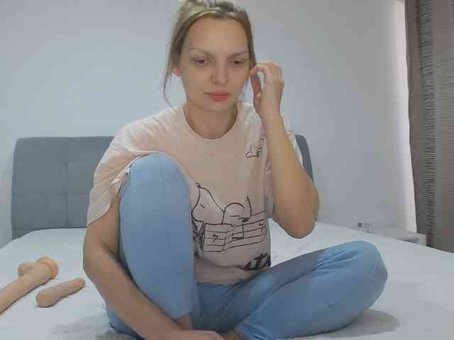 AmelieX69 webcam