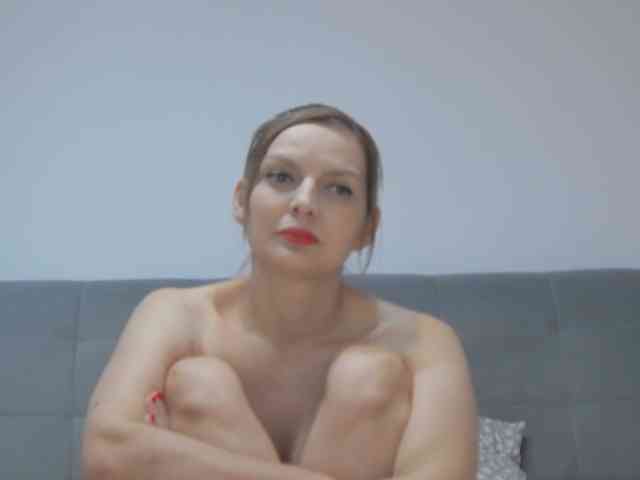 AmelieX69 webcam