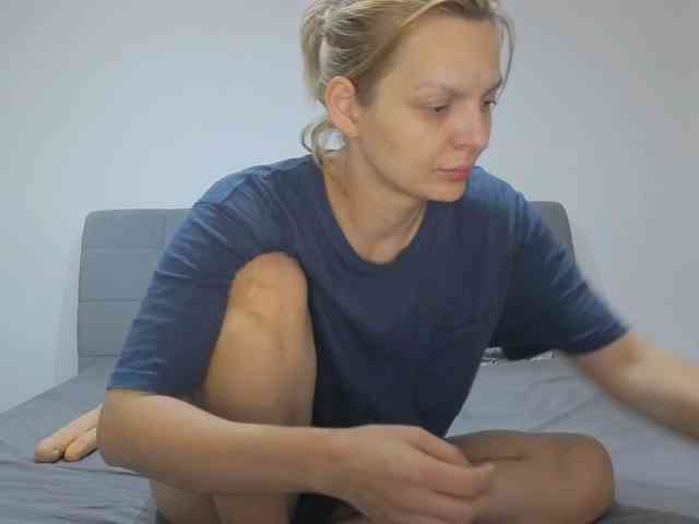 AmelieX69 webcam