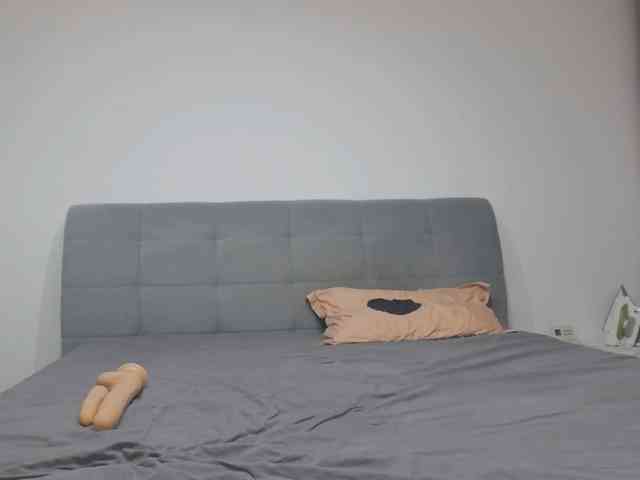 AmelieX69 webcam