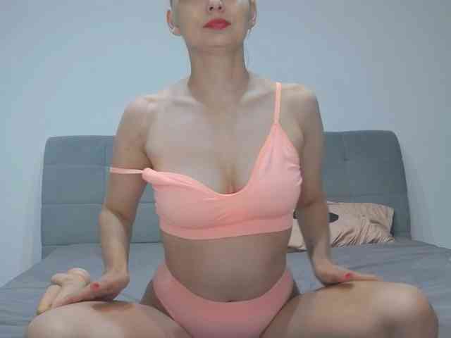 AmelieX69 webcam