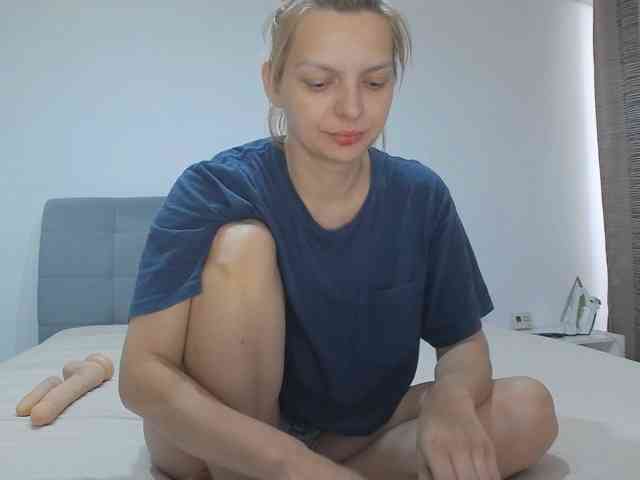 AmelieX69 webcam