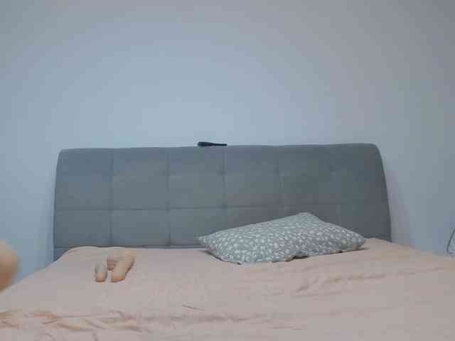AmelieX69 webcam