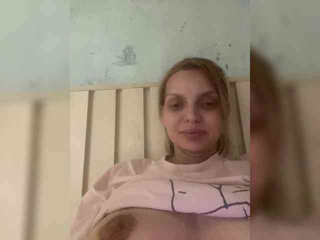 AmelieX69 webcam