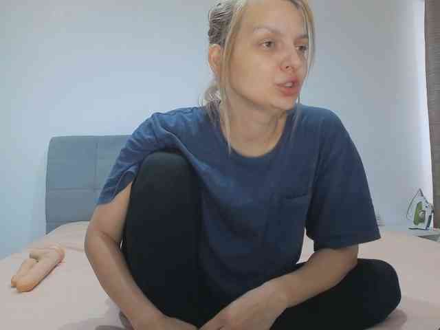 AmelieX69 webcam