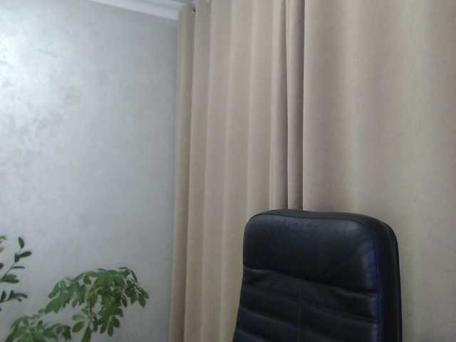 carmela4 live cam on BongaCams