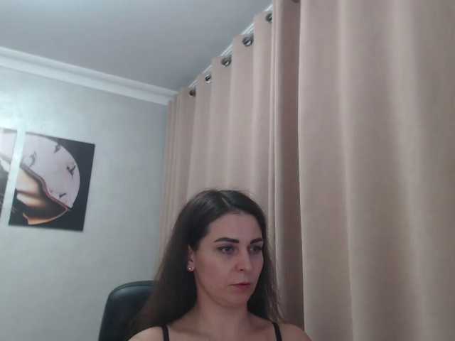 carmela4 live cam on BongaCams