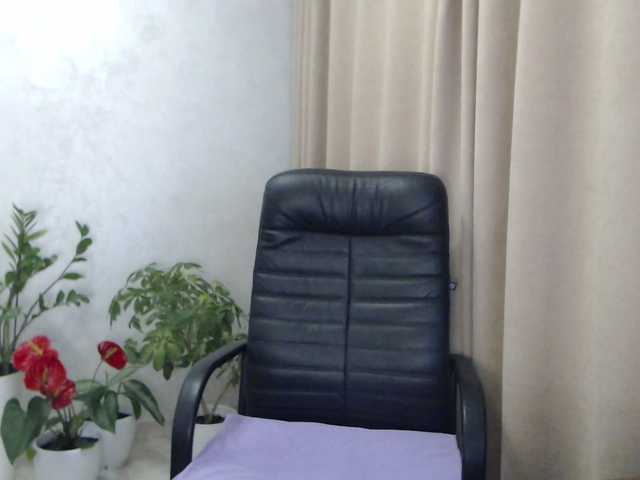 carmela4 live cam on BongaCams