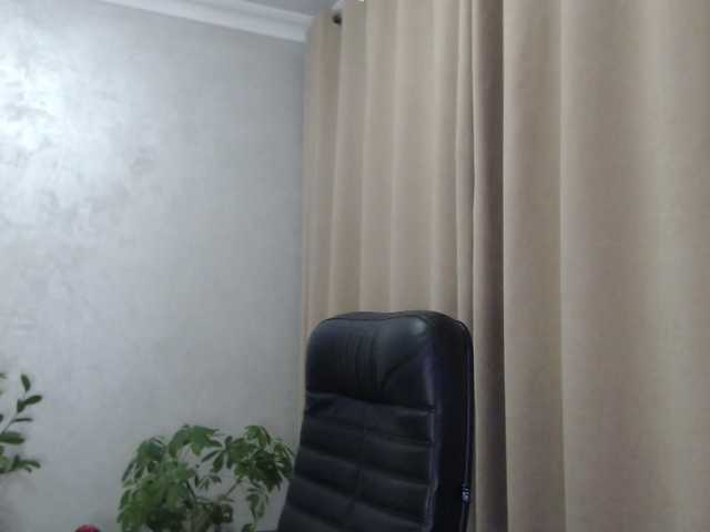 carmela4 live cam on BongaCams
