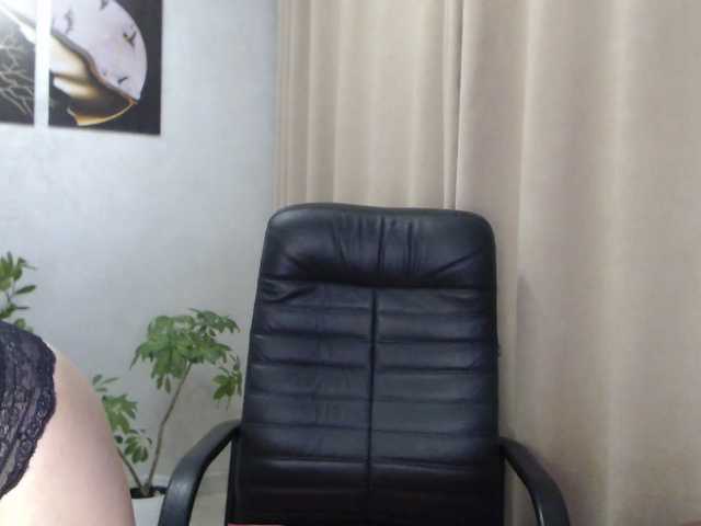 Carmela4 live cam preview