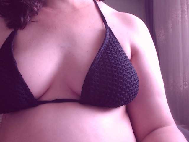 sweetbrunete live webcam show