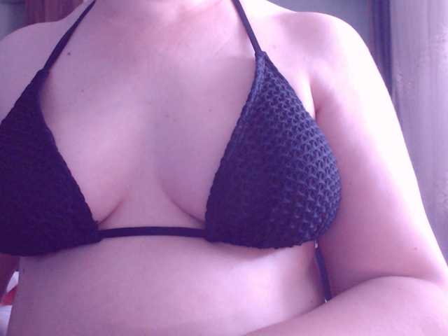 SweetBrunete live webcam show