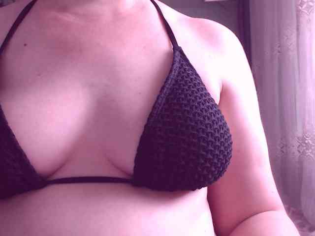 SweetBrunete webcam