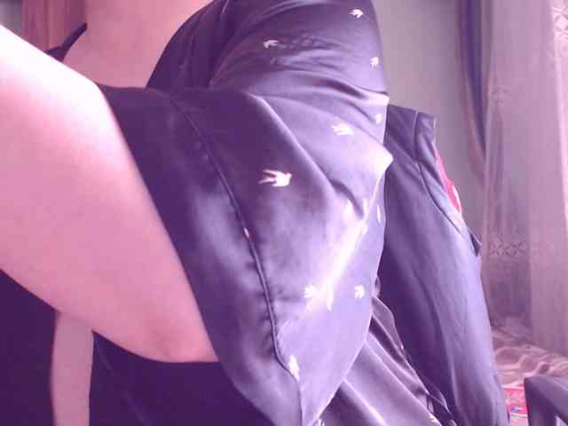 SweetBrunete webcam