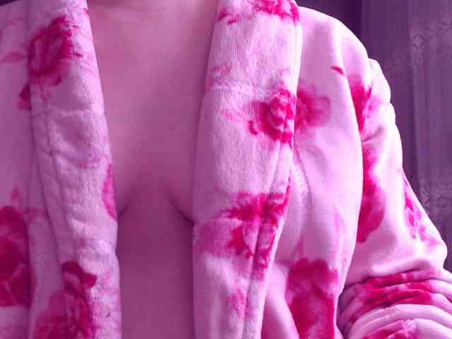 SweetBrunete webcam