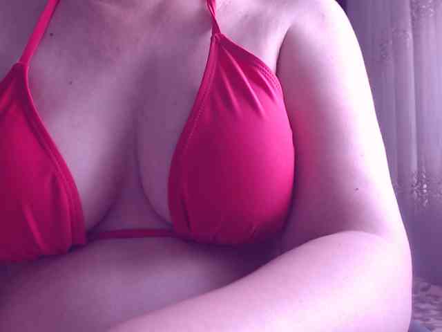 SweetBrunete webcam