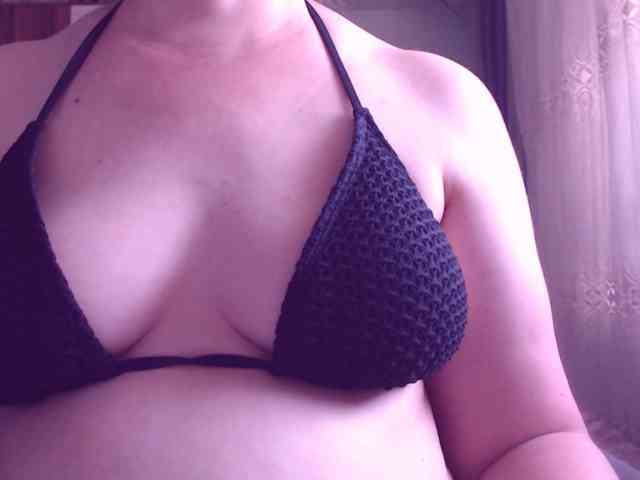 SweetBrunete webcam