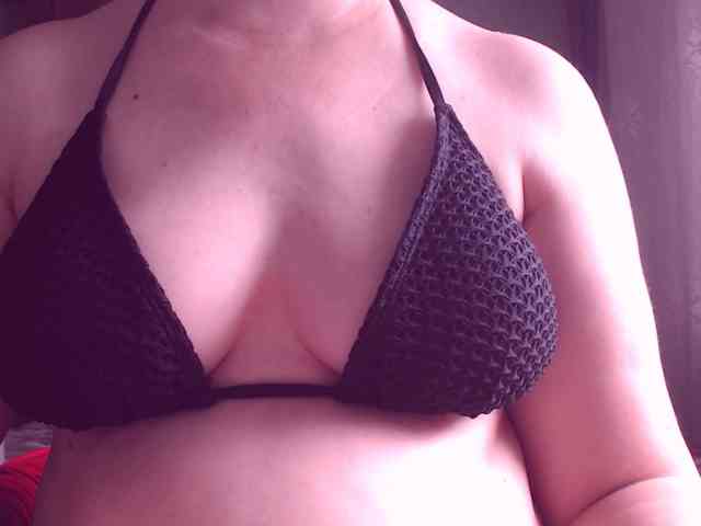 SweetBrunete webcam