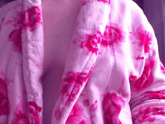 SweetBrunete webcam