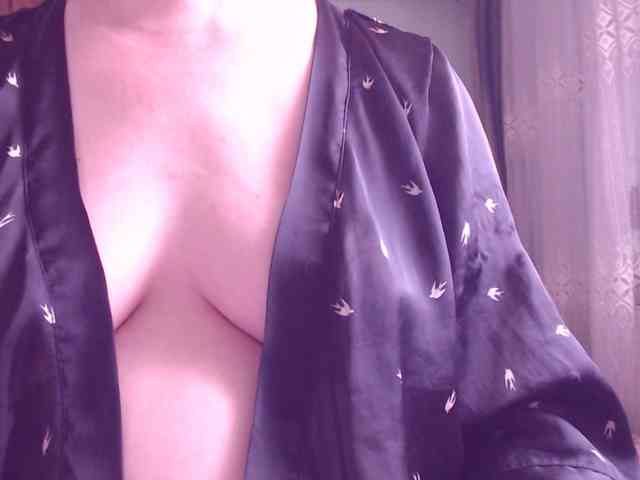 SweetBrunete webcam