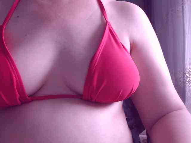 SweetBrunete webcam