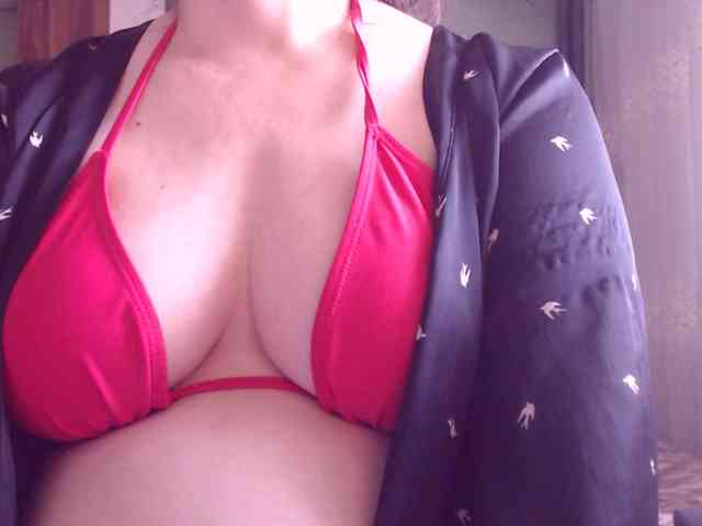 SweetBrunete webcam
