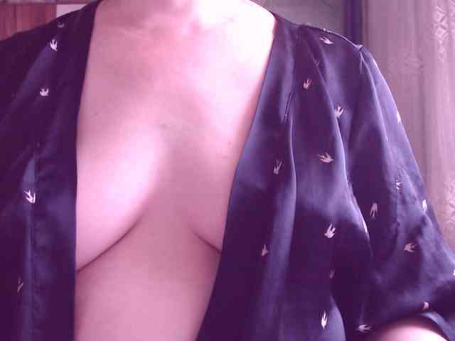 SweetBrunete webcam