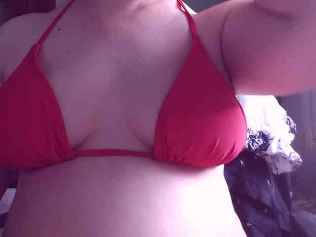 SweetBrunete webcam