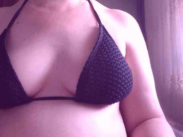 SweetBrunete webcam