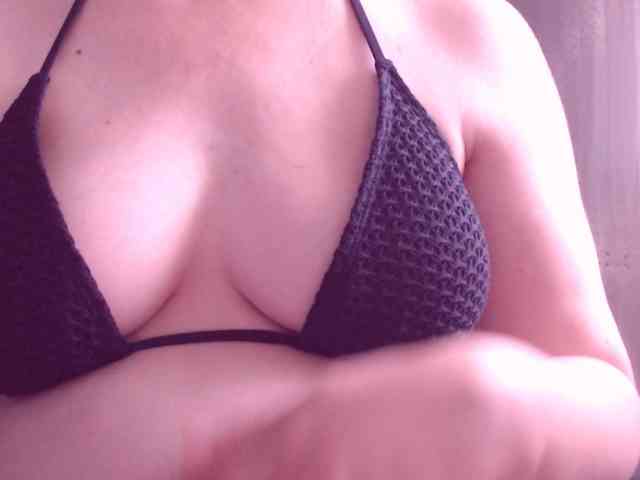 SweetBrunete webcam