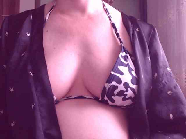 Modèle: SweetBrunete