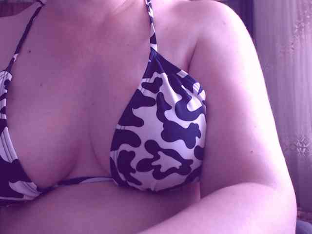 SweetBrunete webcam