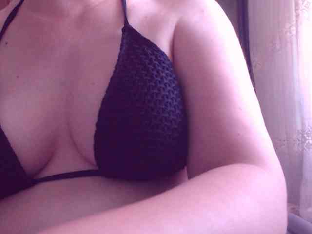 SweetBrunete webcam
