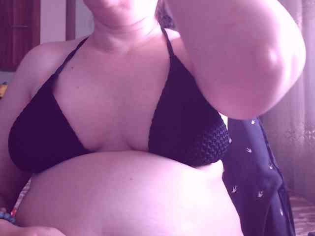 SweetBrunete webcam