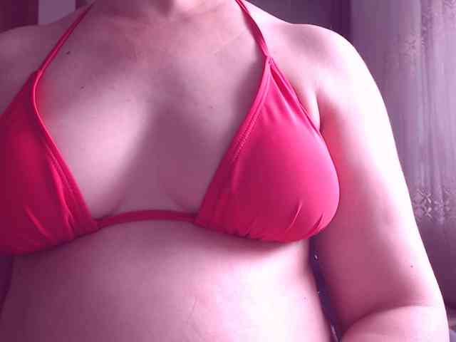 SweetBrunete webcam