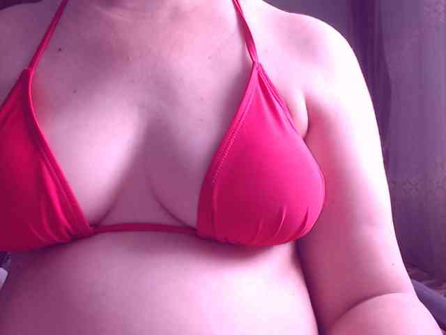 SweetBrunete webcam