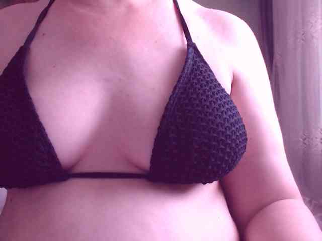 SweetBrunete webcam