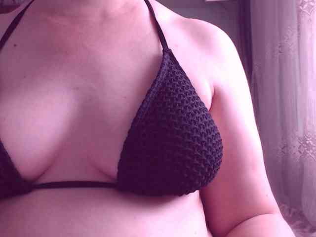 SweetBrunete webcam