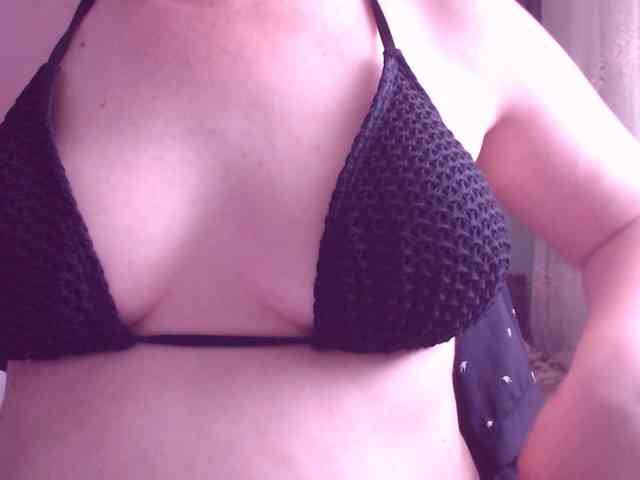 SweetBrunete webcam