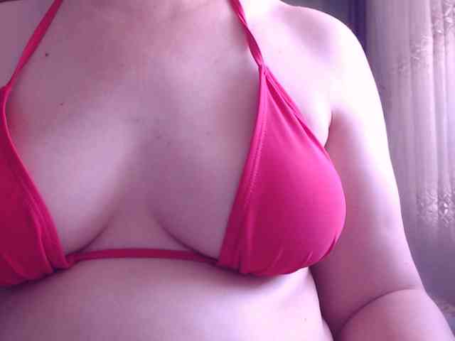 SweetBrunete webcam