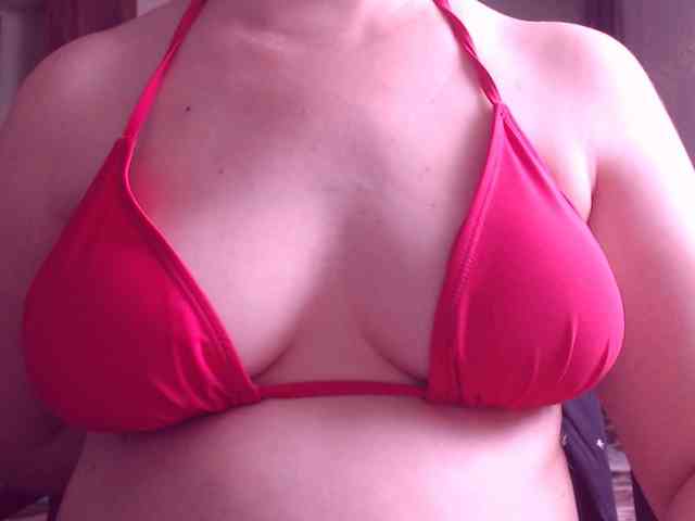 SweetBrunete webcam