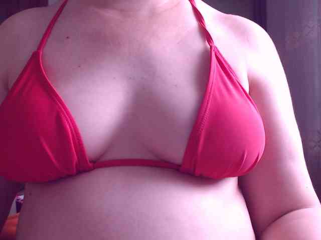 SweetBrunete webcam